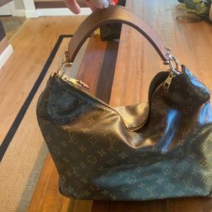 Louis vuitton bag